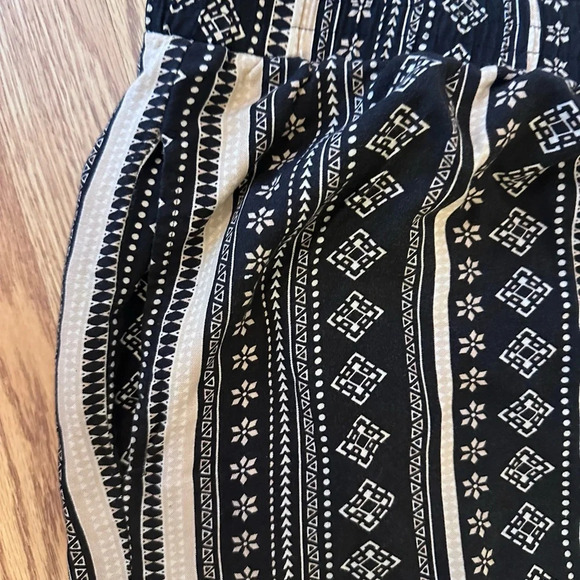 Women’s Plus Geometric Stretch Waist Pants Size 32W - Picture 5 of 6